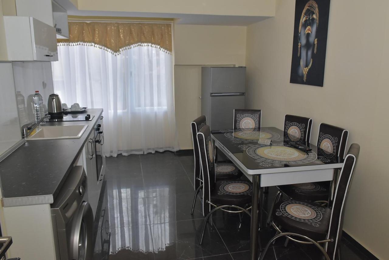 Apart Versai Varna Exterior photo